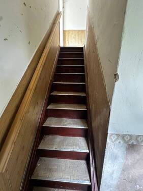 Treppen nach oben.jpeg - 