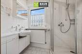 Duschbadezimmer im OG - 