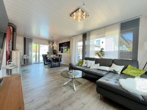 Wohn- & Esszimmer EG - 5 Zimmer Mehrfamilienhaus, Wohnhaus zum Kaufen in Solingen