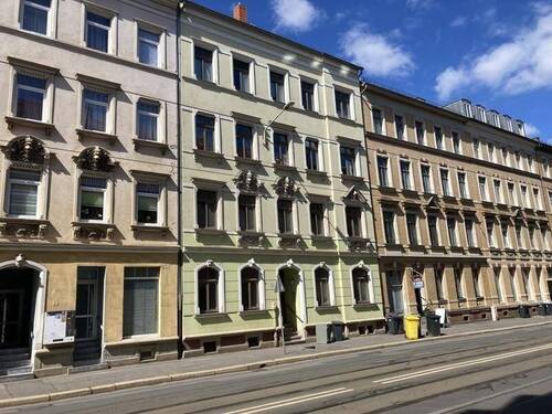 Ansicht - Schöne 2-Raum-Wohnung im EG mit LaminatFliesen und Balkon! Vermietet!