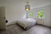 Schlafzimmer pos. 2 - 