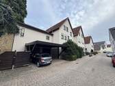Bild 1 - 2 ZKB Dachgeschosswohnung in Ortskernlage mit Blick auf die Weinberge