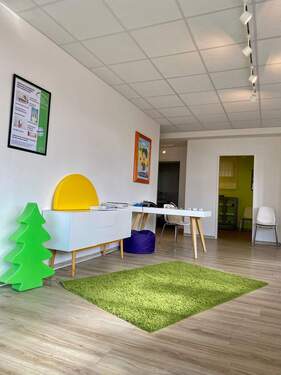 Büro- bzw. Praxisfläche - 