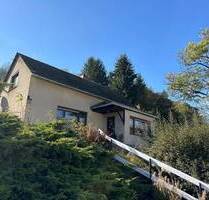 Einfamilienhaus mit großzügigem Traumgrundstück im Grünen - Ihr Platz für neue Wohnideen - Bad Elster