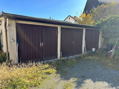 Garagen - Einfamilienhaus mit 94,00 m&sup2; in Bad Elster zum Kaufen