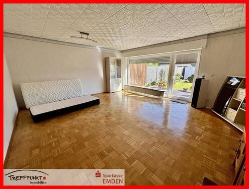 geräumiges Wohnzimmer - 