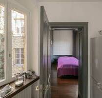 Ausblick vom Feinsten: 2 Zi-Whg mit EBK u. großem SW-Balkon - Berlin