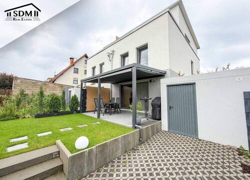 03_Hinteransicht.jpg - 4 Zimmer Doppelhaushälfte in Hambrücken