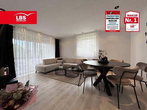 Wohnzimmer - Barrierefreie Eigentumswohnung mit sonnigem Balkon