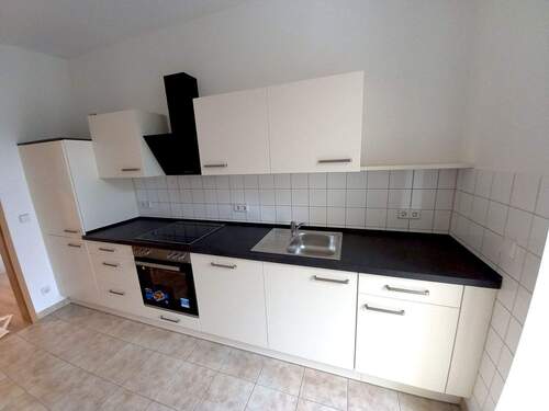 Einbauküche.jpg - FREUNDLICHE WOHNUNG IN UNINÄHE MIT EINBAUKÜCHE!