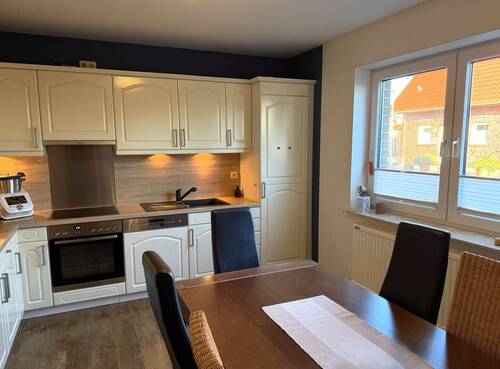 Küche mit Einbauküche EG - 