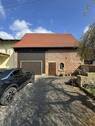 7 Hof mit Scheune Garage und Stall - 