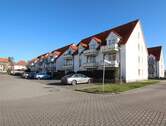 Kfz-Stellplätze vor dem Haus - 