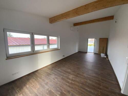 Büro OG - Büro zur Miete in Untereisesheim