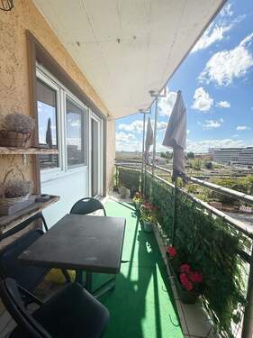 Balkon - Bezugsfreie 2 ZKB mit Balkon WG-tauglich 