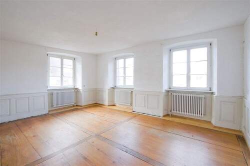 Zimmer 1 OG (Haus 1) - Mehrfamilienhaus, Wohnhaus mit 333,70 m&sup2; in Staufen im Breisgau zum Kaufen