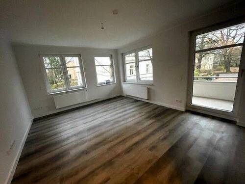 Wohnzimmer - Etagenwohnung mit 88,60 m&sup2; in Dresden zur Miete