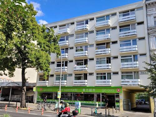 Hausansicht - Etagenwohnung mit 27,00 m² in Berlin zum Kaufen
