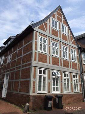 Bild 2 - 8 Zimmer Mehrfamilienhaus, Wohnhaus zum Kaufen in Stade
