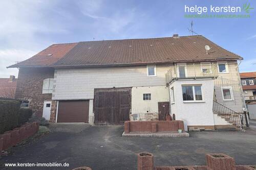 Vorderansicht_1 - 6 Zimmer Bauernhaus, Landhaus zum Kaufen in Twistetal