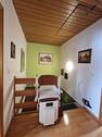 Treppenhaus mit Lift - 