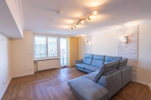 Wohnzimmer-3 - Etagenwohnung mit 101,00 m&sup2; in Berlin zum Kaufen