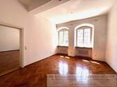 klassiche Altbauwohnung - 