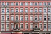 Fassade - 3 Zimmer Etagenwohnung zum Kaufen in Berlin