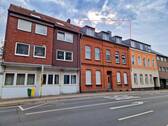 Straßenansicht - 1 Zimmer Mehrfamilienhaus, Wohnhaus zum Kaufen in Oberhausen