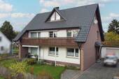 Außenansicht - Sofort einziehen: Modernisiertes Ein-Zweifamilienhaus in ruhiger Lage von Bad Oeynhausen