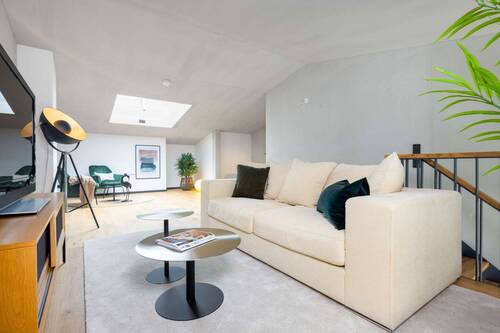 Living-Area auf der Galerie - 4 Zimmer Etagenwohnung in Landsberg am Lech