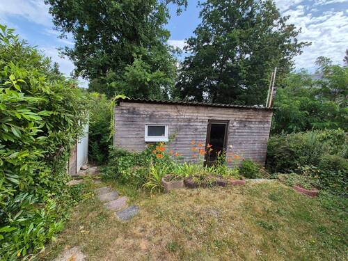 Gartenhaus mit Partyraum - 