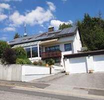 Sehr gepflegtes Mehrgenerationenhaus mit schönem Gartengrundstück - Bogen