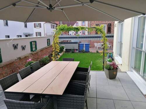 Ausblick in den Garten - 