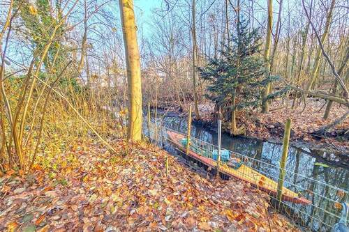 Bachlauf an der Grundstücksgrenze - Mehrfamilienhaus, Wohnhaus mit 140,00 m&sup2; in Königs Wusterhausen zum Kaufen