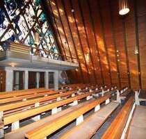 Göttliches Kirchengebäude mit Gemeinderäumen, Stellplätze, zur gewerblichen oder privaten Nutzung, Meinhard-Grebendorf