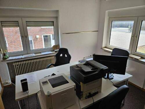 Büro 3 - Helles ca. 10 qm Büro in Wesel - 247 Zugang, Parkplätze, 400€ warm