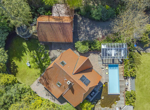 von oben - 5 Zimmer Einfamilienhaus zum Kaufen in Lüneburg