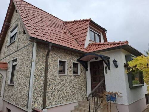 Hinteransicht/Hauseingangsseite - 