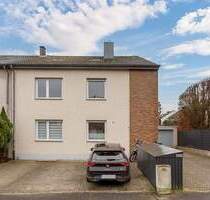 Solides 3-Familienhaus in ruhiger Lage von Pulheim - im südlichen Bereich von Stommeln