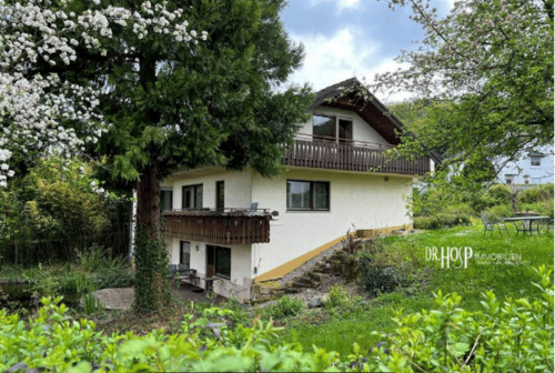 3-Generation-Haus + Schwimmteich + gr. Grundstück - Grosses 2-Generationen-Haus + enorme Sanierungszuschüsse + riesiges Grundstück + mit Schwimmteich + ... Bezug kurzfristig möglich