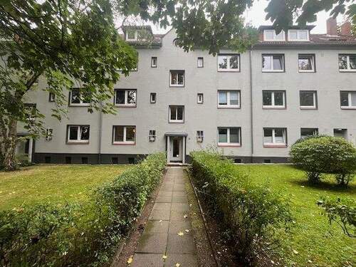 weiter Außenansicht - 