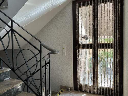 Hauseingang-Treppenhaus - Etagenwohnung mit 69,60 m&sup2; in Horn-Bad Meinberg zum Kaufen