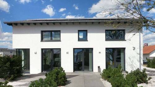 Hausansicht - 5 Zimmer Einfamilienhaus zum Kaufen in Nußbach