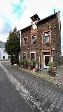 Hauptgebäude - Charmantes, freistehendes Bruchsteinhaus mit Nebengebäude in Zeltingen-Rachtig