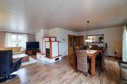 Großzügiger Wohn- und Essbereich - 