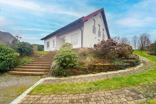 Ansicht - 8 Zimmer Einfamilienhaus in Kürten