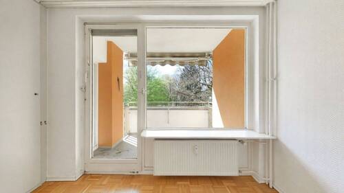Schlafzimmer Zugang Loggia - 