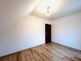 Schlafzimmer zum Flur - 