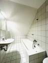 Bad mit Wanne - 